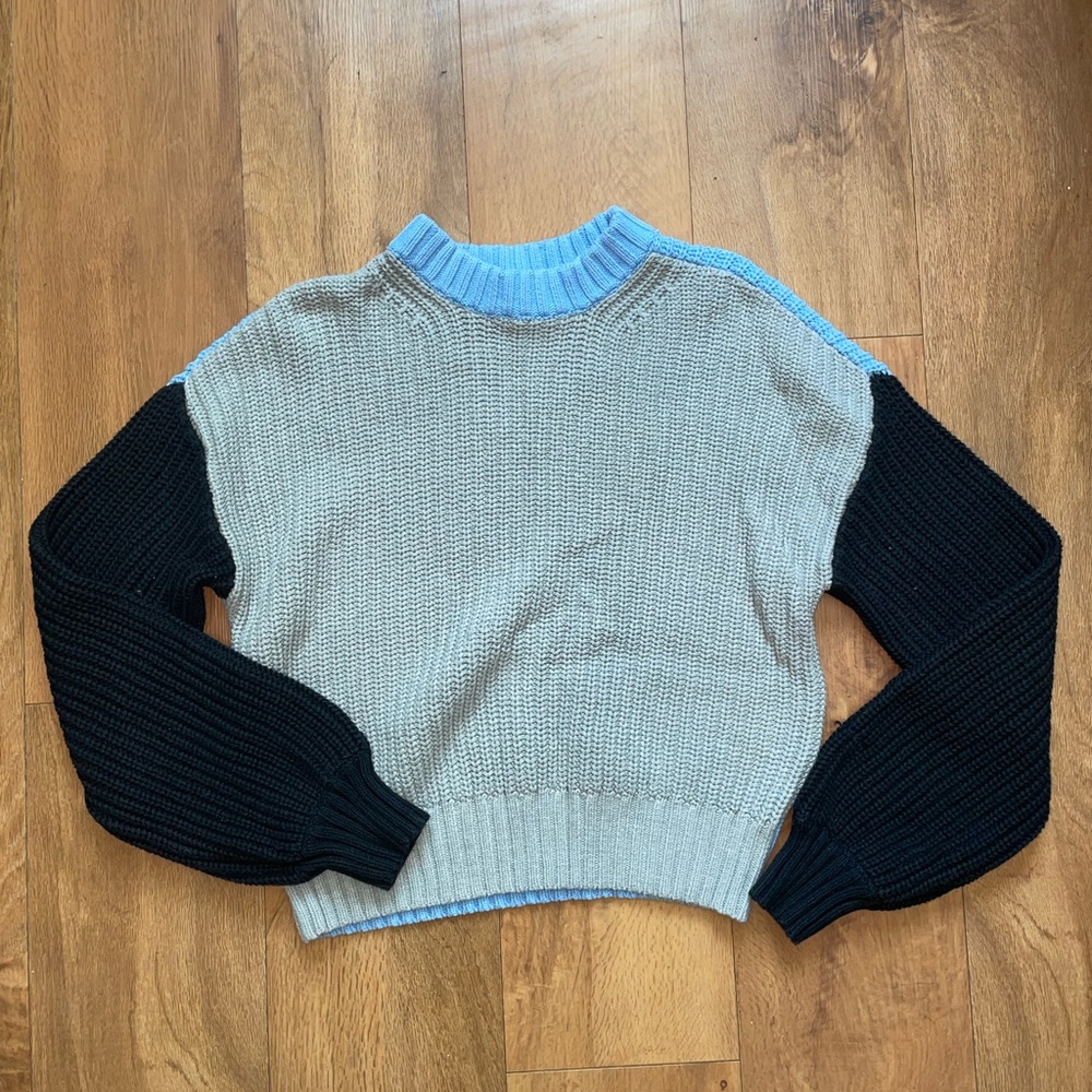 BRAND NEW! NEVER WORN!